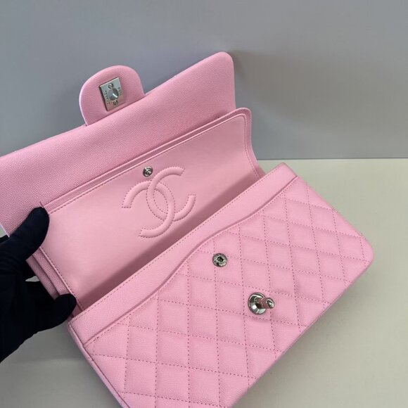 CHANEL Classic Flap Bag CF Bag Like New - Picture 9 of 9